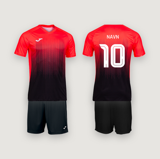 Joma Tiger IV Sort/Coral med navn og nummer