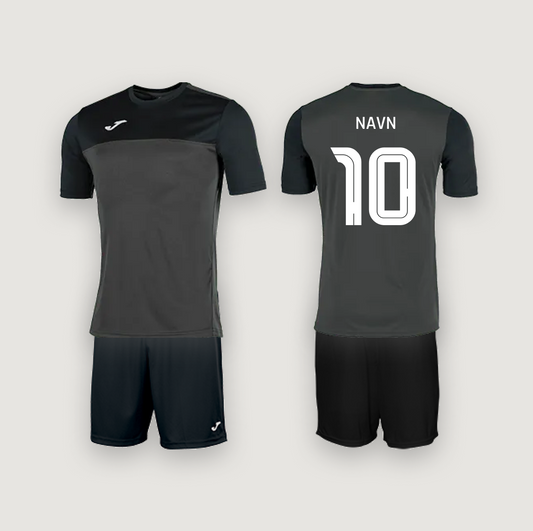 Joma Winner Sort/Mørkegrå med navn og nummer